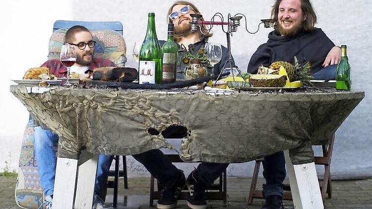 Szenen der Verw&uuml;stung: Das Video zum Song "New Realities" soll noch diese Woche erscheinen.  Foto: Andreas Thamm