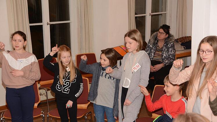 Impressionen von der Probe des neuen DekanatskinderchorsFoto: Dagmar Besand