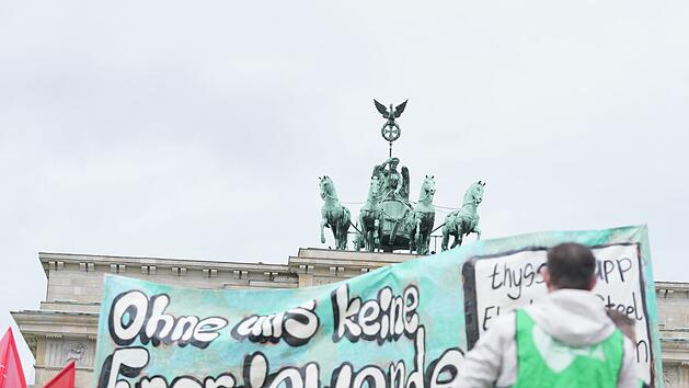 Kundgebung der IG Metall f&uuml;r die Zukunft der Stahlindustrie