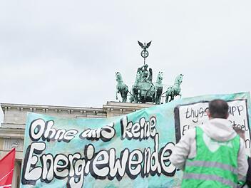 Kundgebung der IG Metall f&uuml;r die Zukunft der Stahlindustrie