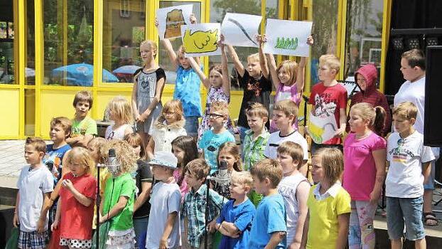 Das Schulfest der Glockenbergschule ging dieses Jahr mit neuer Technik über die Bühne.  Foto: Rainer Glissnik