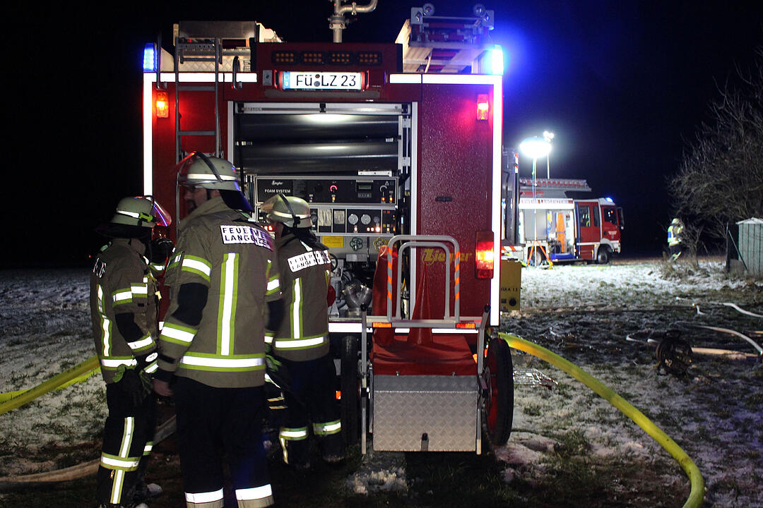 Tragödie in Mittelfranken: 56-Jähriger und seine zwei Hunde sterben bei Feuer in Gartenlaube