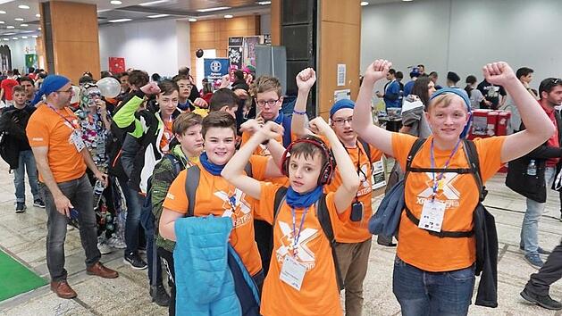 Beste Stimmung herrschte bei der "1st-Lego-League" in der Messehalle von Thessaloniki.  Fotos: Philipp Schleiffer