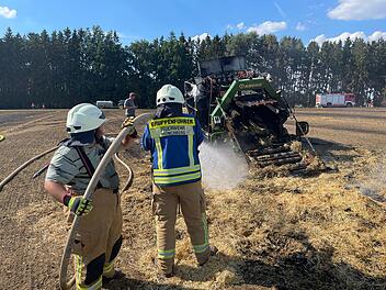 Münchberg: Feld und Wald in Flammen