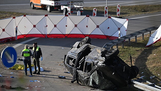 Tote und Verletzte bei Unfall in Bayern