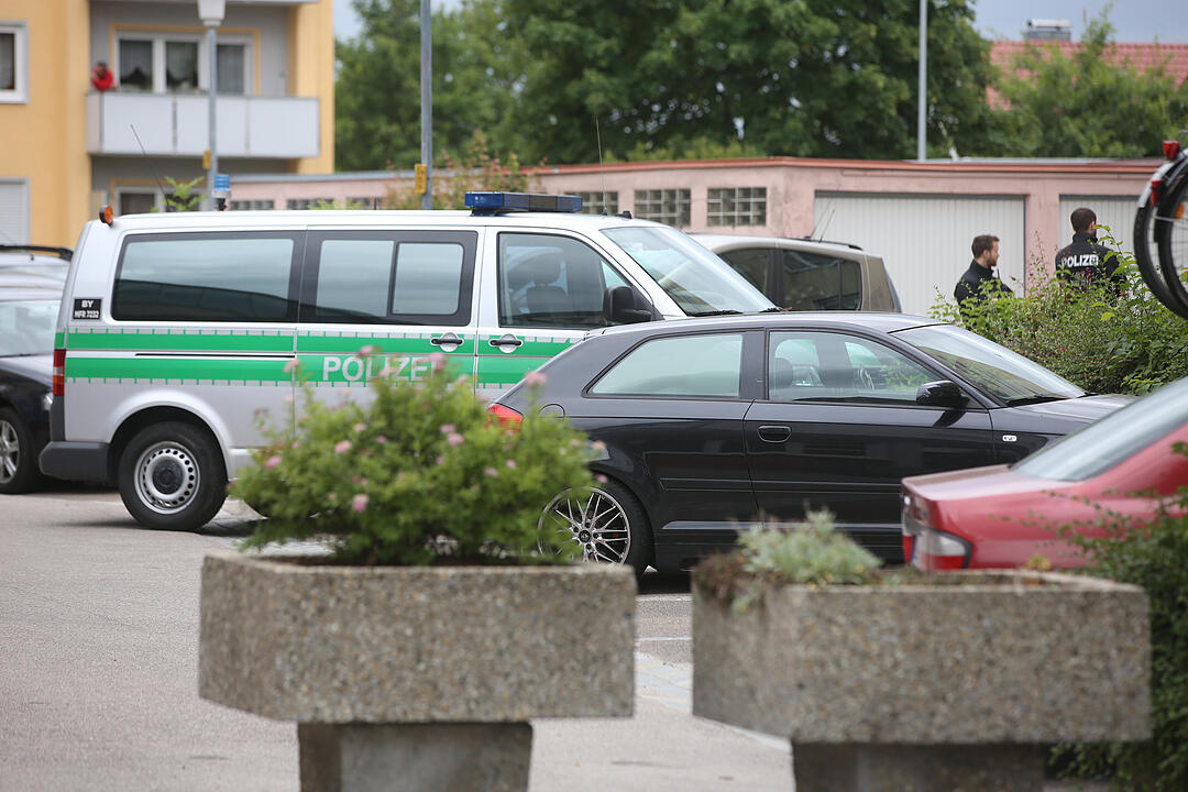Gunzenhausen: Frau und drei Kinder bei Familiendrama getötet - Vater schwer verletzt