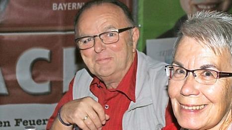 Gerhard Arzt und seine Frau Marlies in der Disco auf der Kerwa Foto: privat