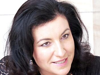 Den einen Moment mit Angela Merkel gibt es für Dorothee Bär nicht.