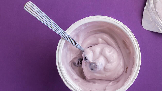 Joghurt, Joghurtbecher, Joghurt im Glas