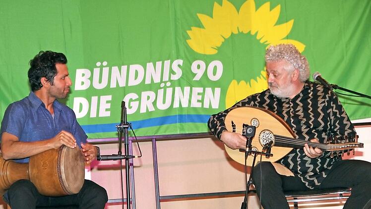 Gaben ein vielbeachtetes Konzert: Amirkasra Zandian und Marwan Abado. Foto: Gerda Völk