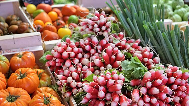 N&uuml;rnberg: Wochenmarkt wieder auf dem Hauptmarkt