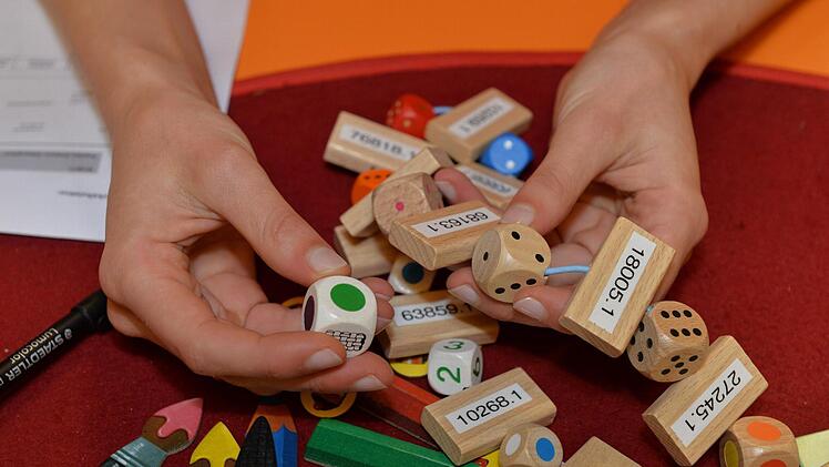 In der Redaktion "Spiel und Buch" in Bad Rodach Foto: Ronald Rinklef