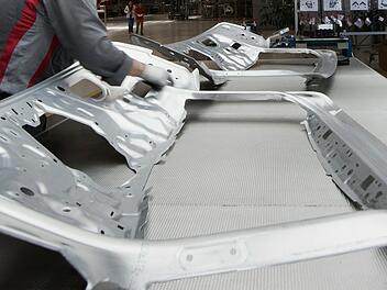 Autozulieferer, Fabrik, Produktion, Fertigung, Industrie