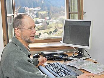 Revierleiter Stefan Ludwig kann sich über seinen neuen Arbeitsplatz sicher nicht beschweren. Im Gegenteil, der Blick aus dem Fenster ist phänomenal. Fotos: Galster