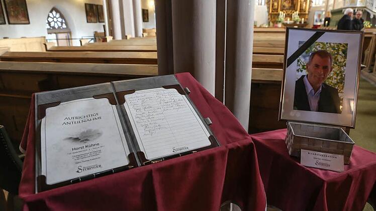Impressionen von der Trauerfeier für Horst Kühne in der Petrikirche Foto: Barbara Herbst