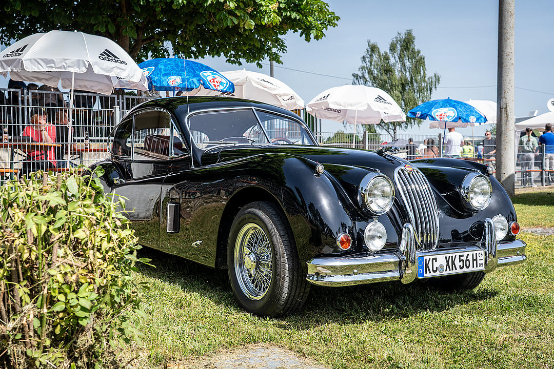 Treffen f&uuml;r PKW/Traktoren und Motorr&auml;der bis Baujahr 1996.