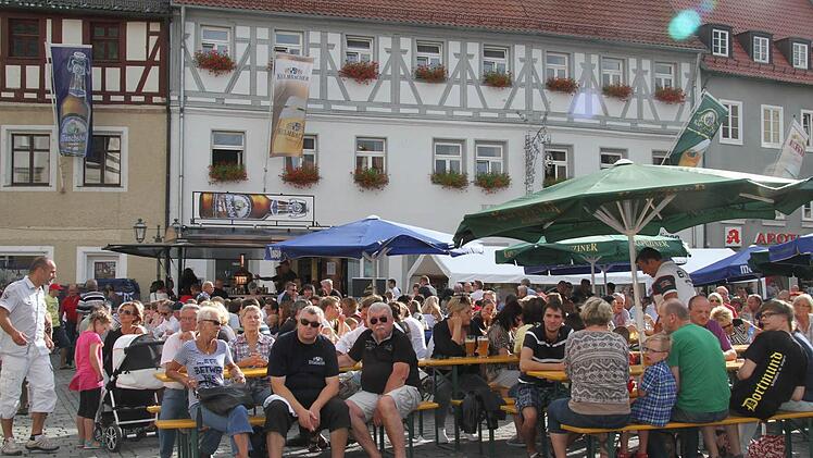 Der Kulmbacher Marktplatz platzte aus allen Nähten und wurde zur italienischen Piazza.