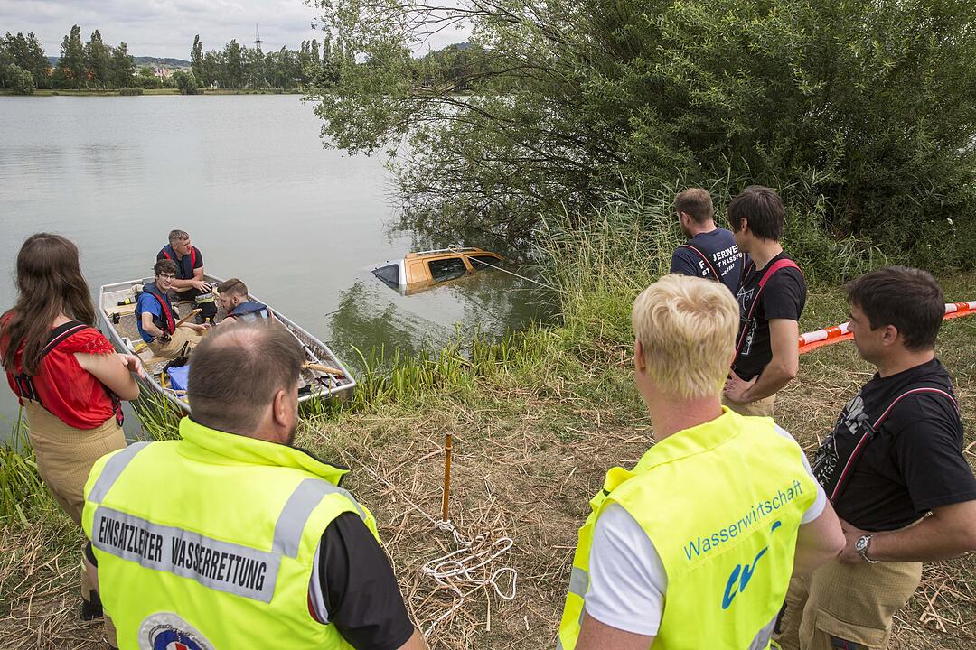 Auto aus See bei Haßfurt geborgen