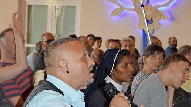 Vier Bundestagskandidaten stellten sich in Gremsdorf den Fragen von Menschen, die bei den Barmherzigen Br&uuml;dern leben oder arbeiten.