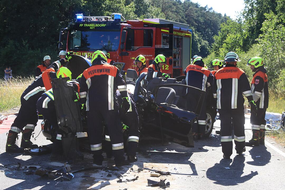 Schwerer Unfall im Kreis Bamberg - Kollision nahe Bischberg