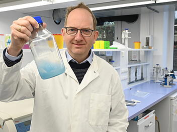 Coburg: "Meist aus Polyethylen, PE. Das verrottet schlecht" - Forschung zu biologisch hergestelltem Plastik