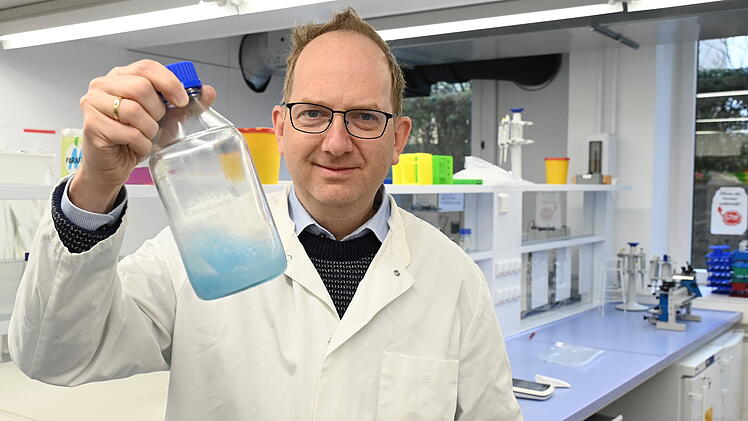 Coburg: "Meist aus Polyethylen, PE. Das verrottet schlecht" - Forschung zu biologisch hergestelltem Plastik