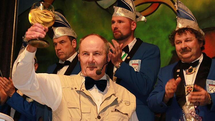 Ehrenpräsident Peter Melcher darf als politischer Beobachter nicht fehlen.