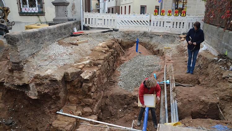 Die Archäologen fanden viele Betätigungsfelder vor.  Foto: Bernhard Panzer