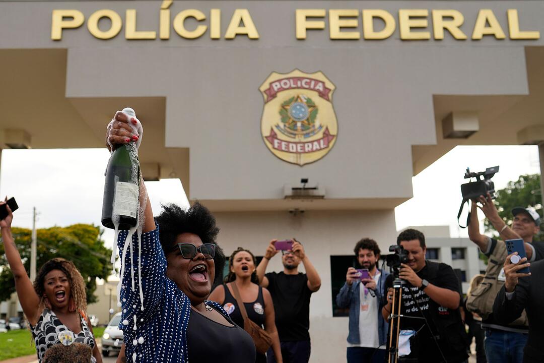 Bolsonaro tritt Haftstrafe auf Polizeiwache an