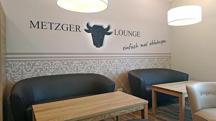 Stilecht: Die Metzger-Lounge lädt ein, die kulinarischen Köstlichkeiten zu genießen.
