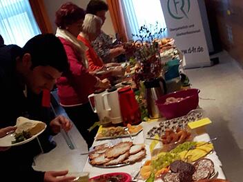 Auf guten Zuspruch stieß das internationale Frühstücksbuffet mit seinen vielen Geschmacksrichtungen. Foto: Karin Reinshagen