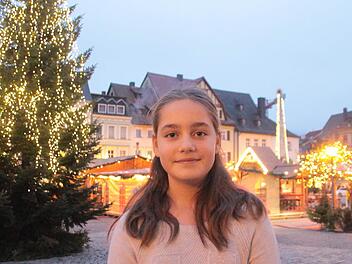 Beim "Zauber der Weihnacht" wird auch die Kulmbacher "Engelsstimme" Ronja Kull dabei sein. Foto: Jürgen Gärtner