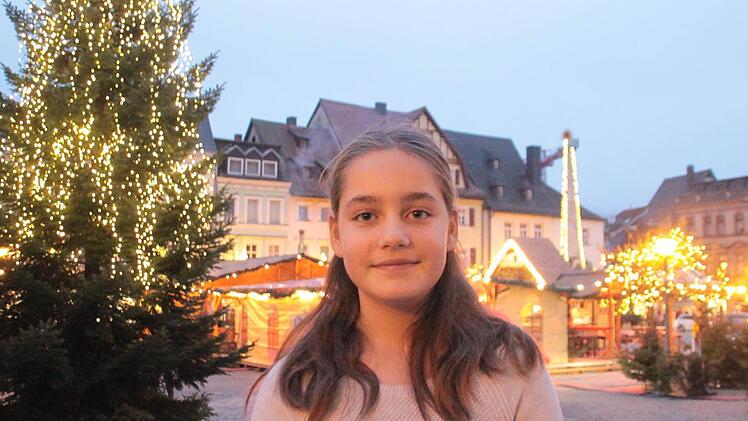 Beim "Zauber der Weihnacht" wird auch die Kulmbacher "Engelsstimme" Ronja Kull dabei sein. Foto: Jürgen Gärtner