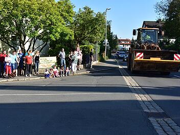 Nun machen die Befürworter der Umgehungsstraße in Dormitz an der Hauptstraße mobil. Foto: Petra Malbrich