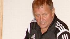 Den beachtlichen zweiten Tabellenplatz belegt nach seinem Aufstieg der FC Wacker Haig in der Bezirksklasse B. Andreas Nickol (Bild) war sowohl im mittleren als auch im hinteren Paarkreuz im Einsatz. Insgesamt kam er dabei auf 10:4 Punkte, wobei er im dritten Paarkreuz mit 9:0 Spielen ungeschlagen blieb.  Foto: Hans Franz