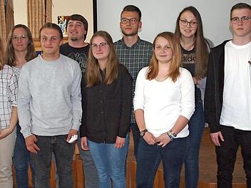 Die Gruppe "Good Mistakes" der Klasse XTP 12B der Berufsschule Lichtenfels gewann den mit 750 Euro dotierten 1. Preis im Kreativwettbewerb zum Thema "Fehler und Fehlerumgang im Ausbildungsbereich". Foto: Alfred Thieret