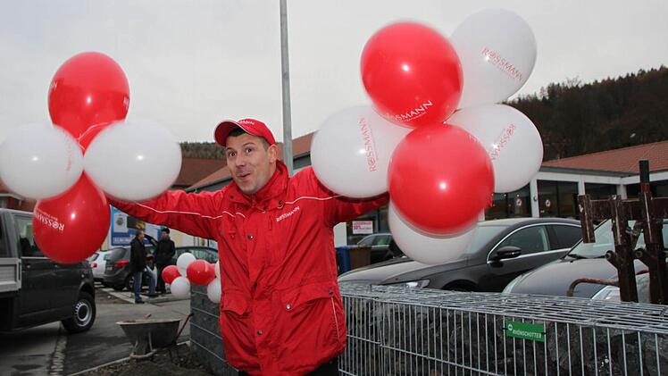 Gute Stimmung herrscht auch bei Rossmann.