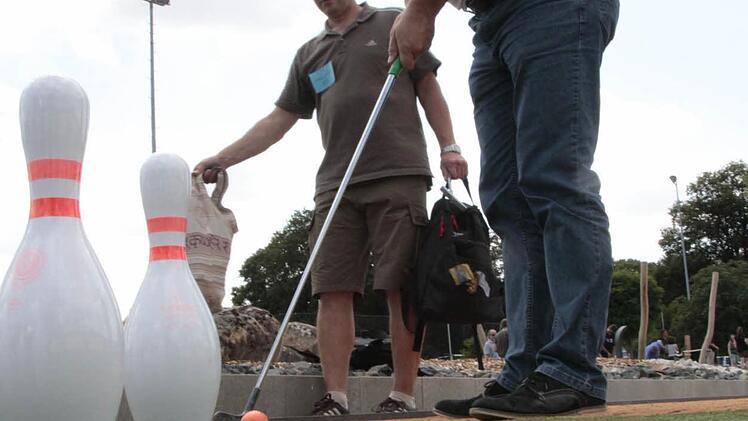 Dran ist immer der, der am weitesten vom Ziel weg ist.  Foto: Josef Hofbauer