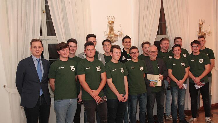 Geehrt wurde auch die Jugend des TSV Heldritt. Foto: Wolfgang Desombre