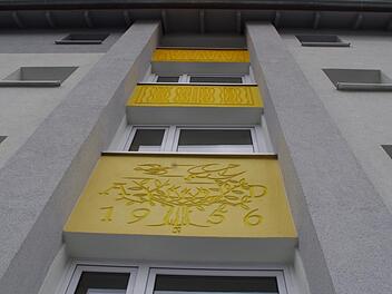 Es gibt zwar größere Wohngebäude in Kronach, doch die Zahl der Wohnungen im Landkreis reicht nicht aus. In mehreren Gipfelgesprächen geht es darum, Verbesserungen zu erzielen.  Foto: Archiv/Marco Meißner