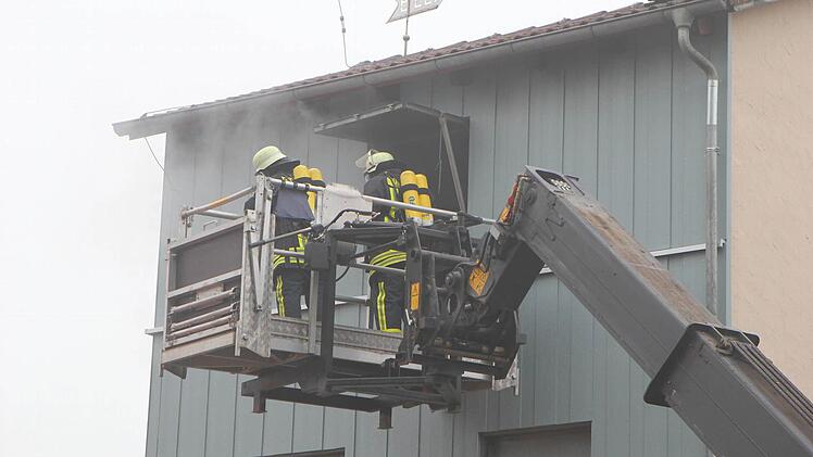 In einem Späne-Silo in Buch am Wald hat es am Dienstag stark gebrannt. Foto: News5 / Buerkel