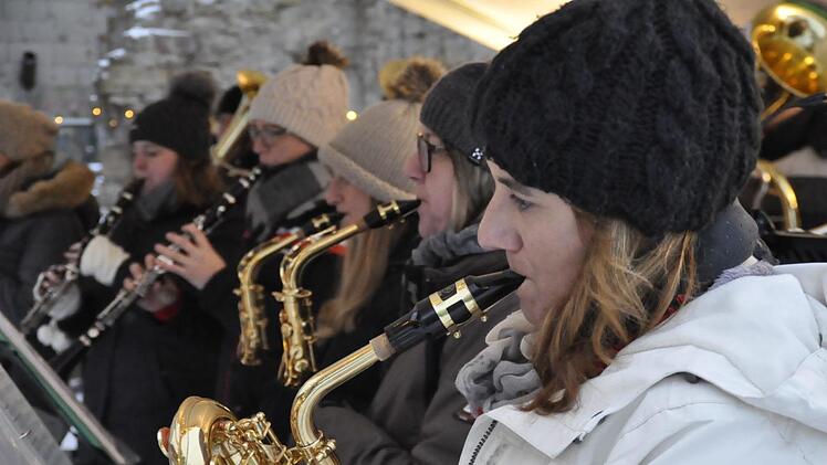 Die Trachtenkapelle des Musikvereins Oerlenbach. Peter Klopf
