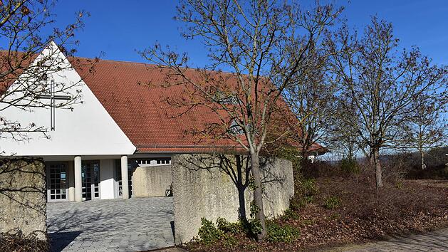 Auf dem neuen Friedhof in Neunkirchen am Brand Foto: Petra Malbrich