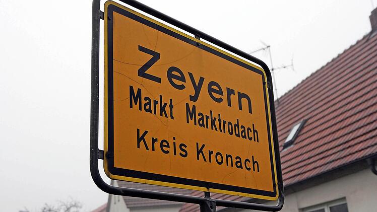 Wenn es nach Bundesverkehrsminister Alexander Dobrint geht, warten die Zeyerner noch länger auf ihre Ortsumgehung. Foto: Archiv/Matthias Hoch