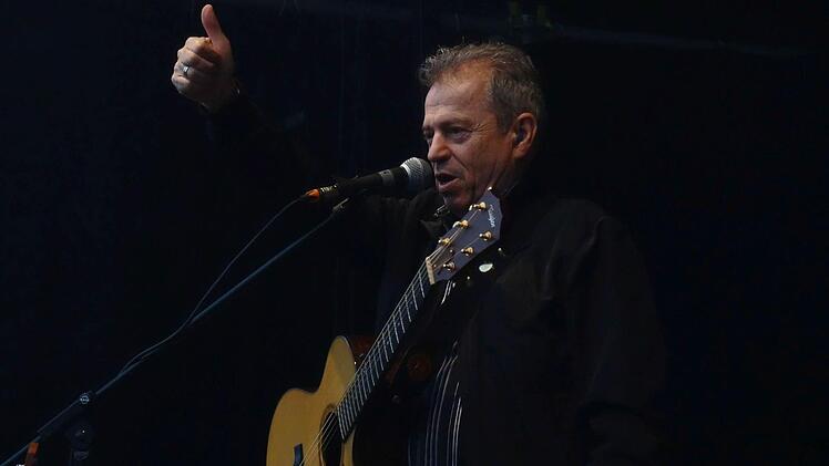 Impressionen vom Gastspiel der Spider Murphy Gang beim "Tambacher Sommer"Foto: Jochen Berger