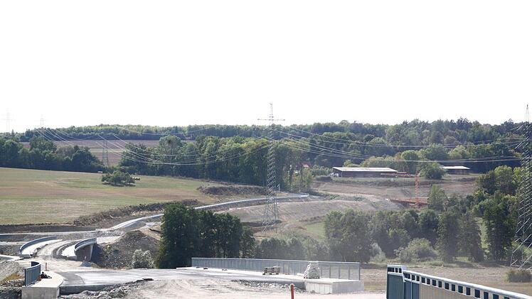 Die Mega-Baustelle geht aber weiter. Foto: Jürgen Gärtner