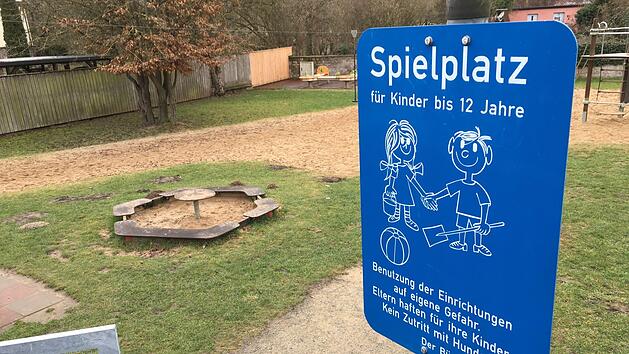 In der Anlagensatzung wird unter anderem geregelt, dass auf Spielplätzen keine Tiere erlaubt sind.