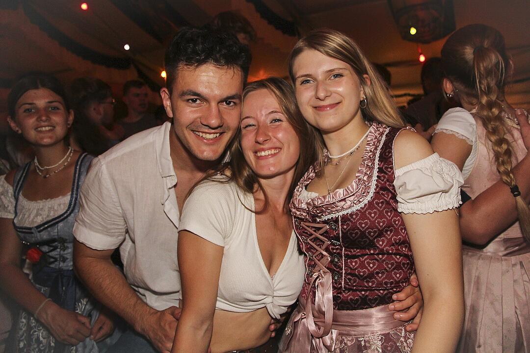 Am Montag spielte die Band "Radspitz".