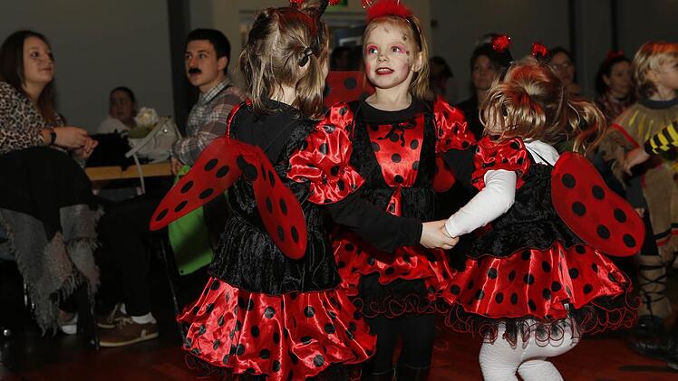 Kinderfasching in der Stadthalle Foto: Matthias Hoch