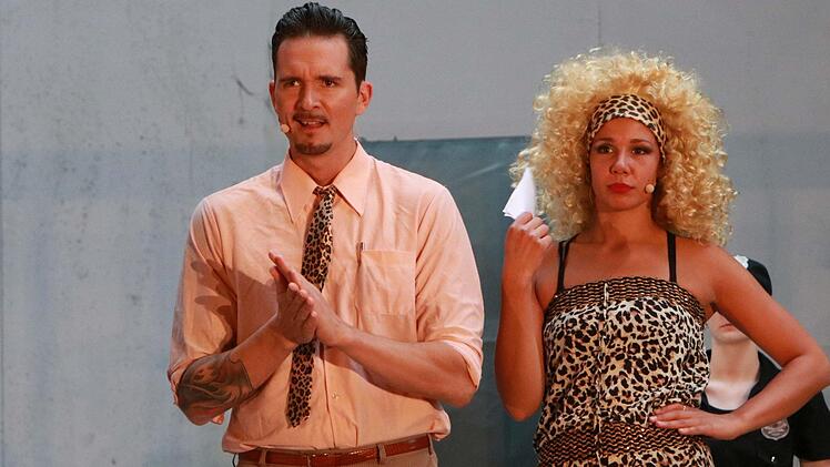 Die Musical Comedy "Blues Brothers in Prison" feierte Premiere auf der Waldbühne Heldritt.Foto: Jochen Berger